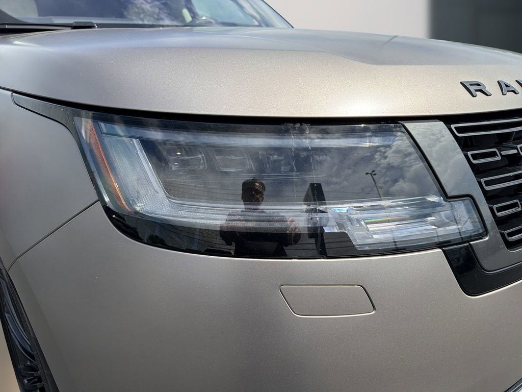2023 Land Rover Range Rover P530 SE