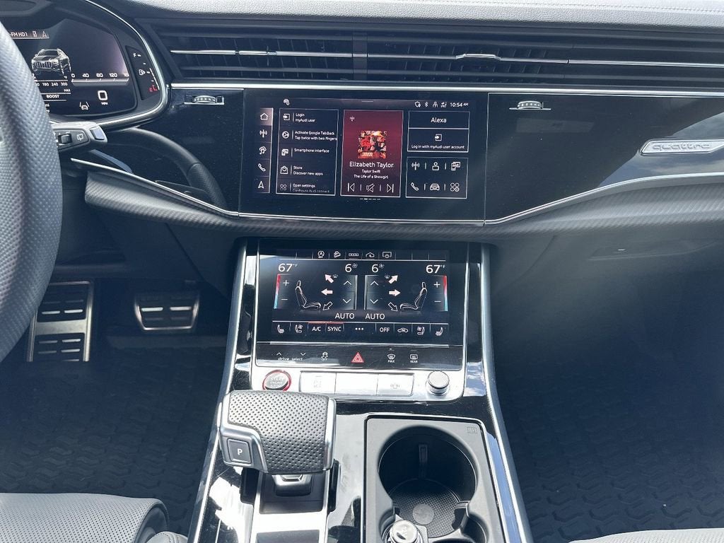 2024 Audi SQ8 Premium Plus