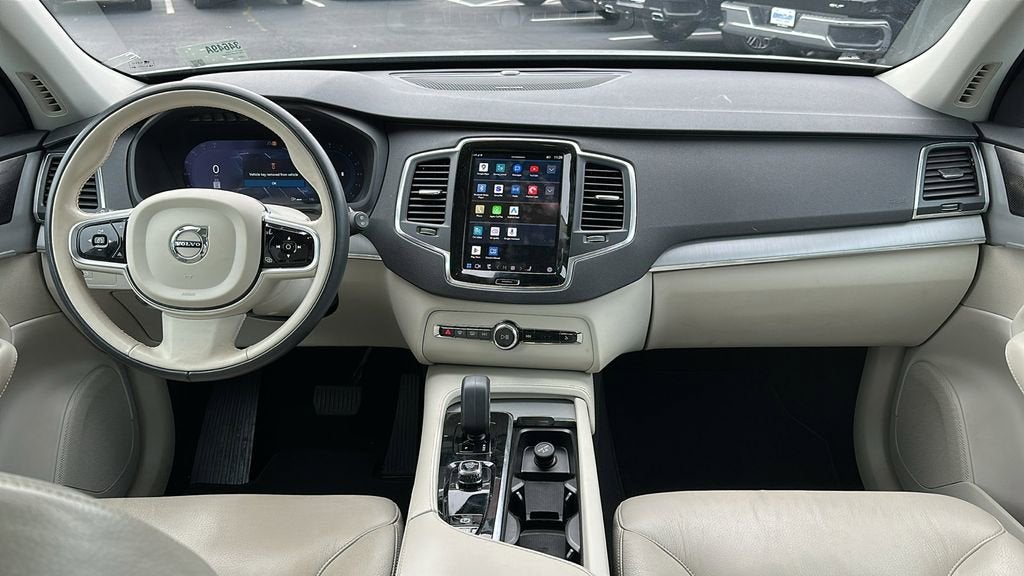 2023 Volvo XC90 Core