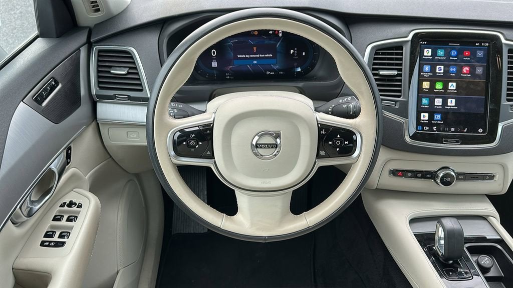 2023 Volvo XC90 Core