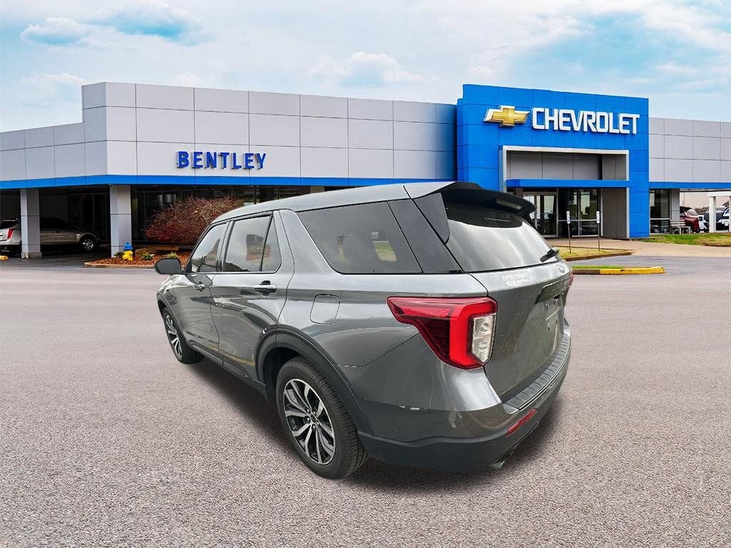 2022 Ford Explorer ST-Line