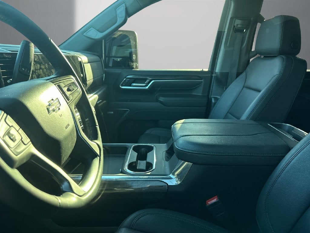 2025 Chevrolet Silverado 3500 HD LTZ