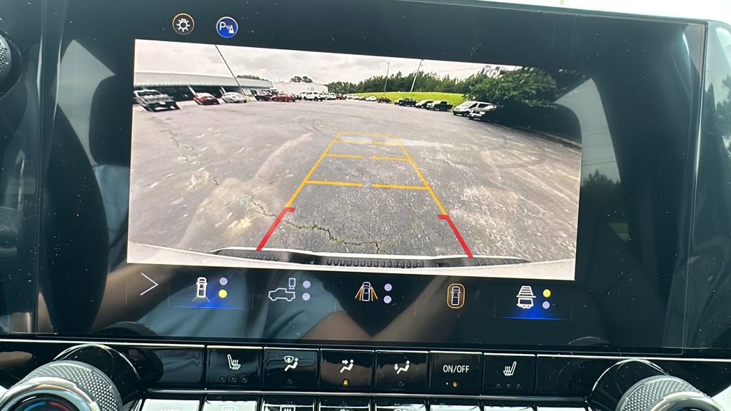 2025 Chevrolet Colorado WT/LT