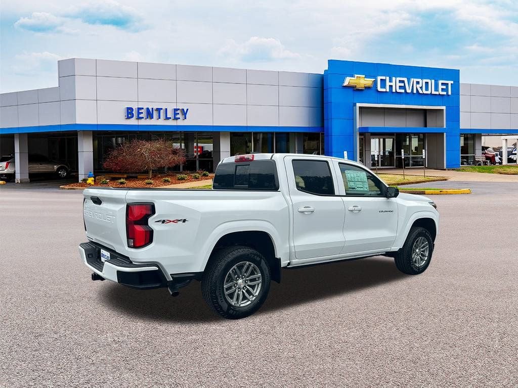 2025 Chevrolet Colorado WT/LT