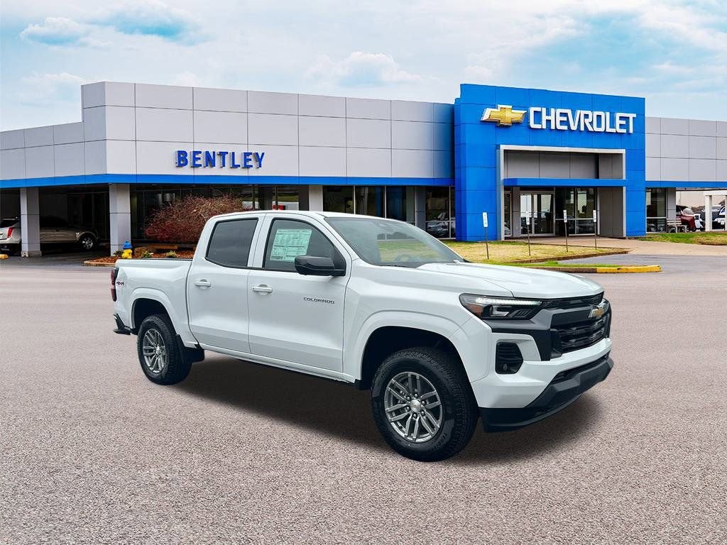 2025 Chevrolet Colorado WT/LT