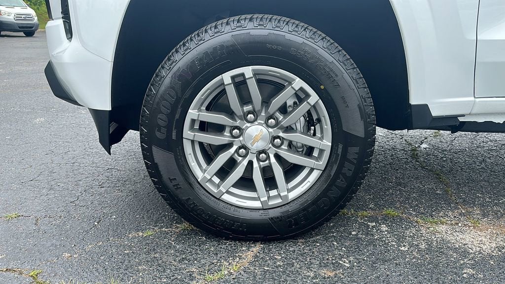 2025 Chevrolet Colorado WT/LT