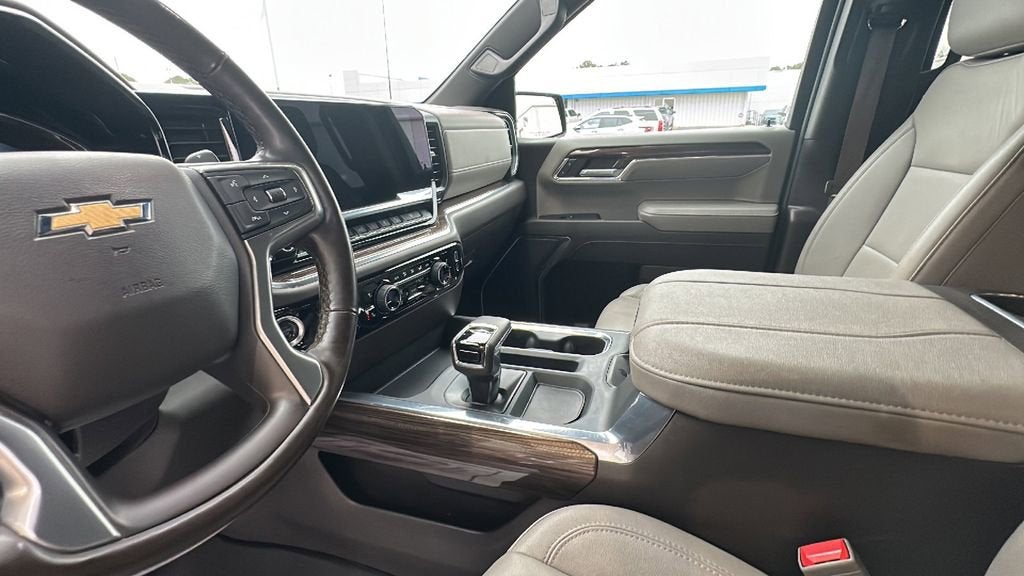 2024 Chevrolet Silverado 1500 LT