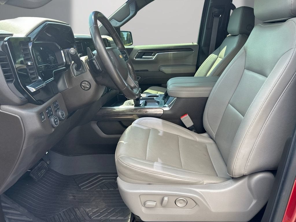 2023 Chevrolet Silverado 1500 LTZ - Photo 13