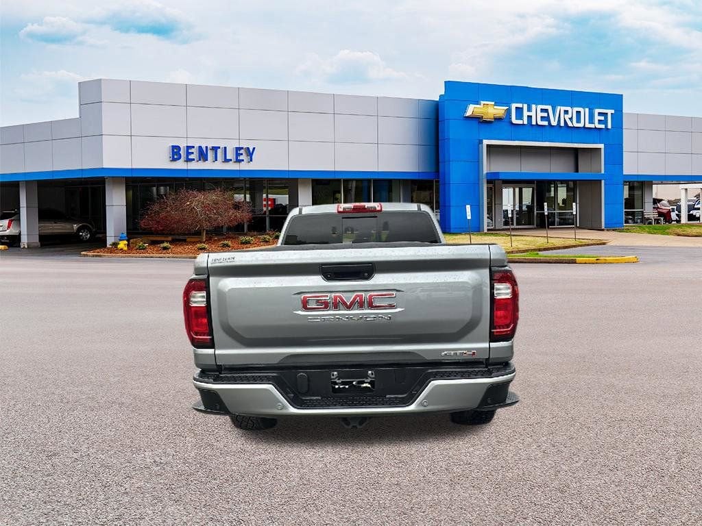 2024 GMC Canyon AT4