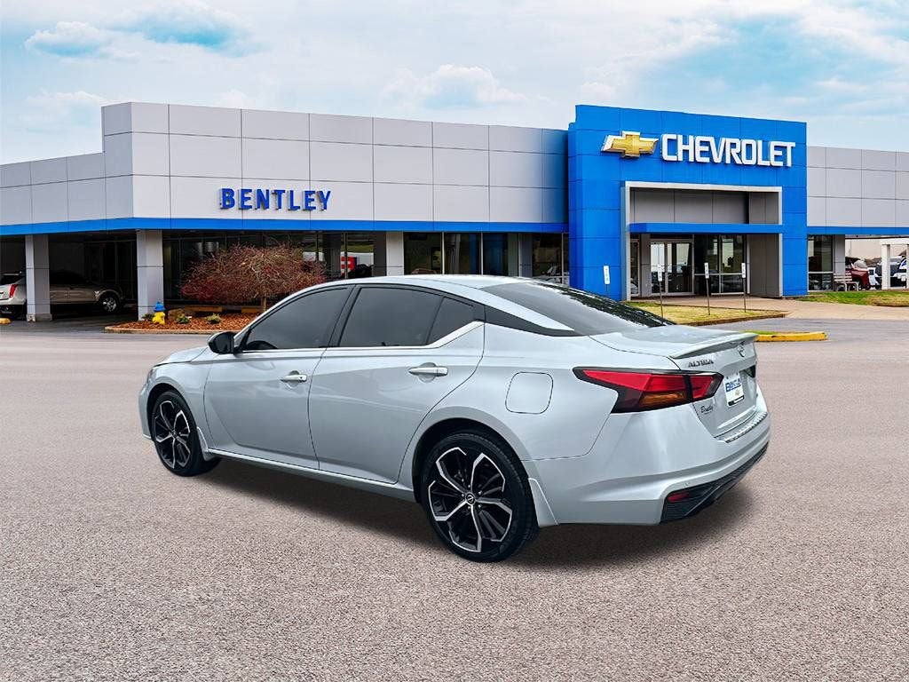 2023 Nissan Altima 2.5 SR