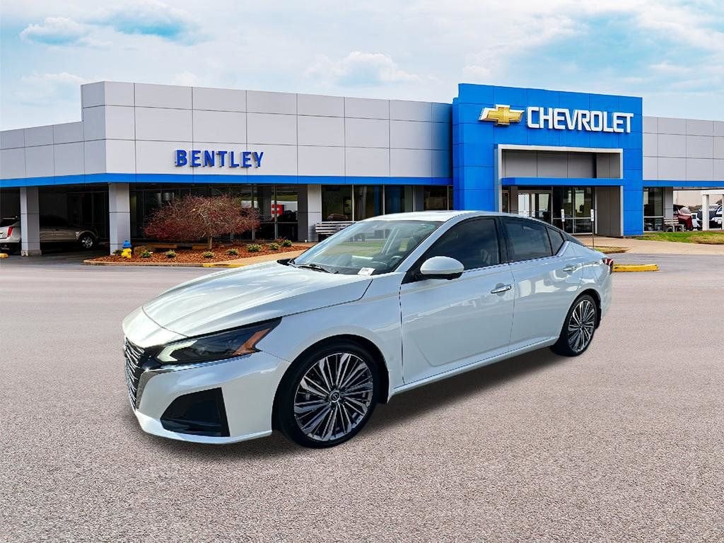 2024 Nissan Altima 2.5 SL