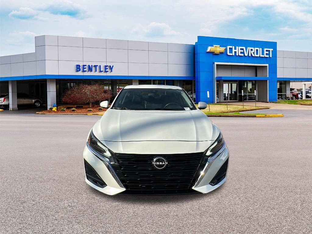 2024 Nissan Altima 2.5 SL