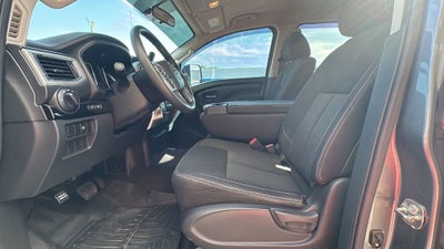 2017 Nissan Titan XD SV