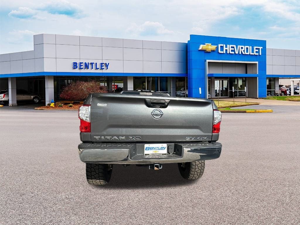 2017 Nissan Titan XD SV