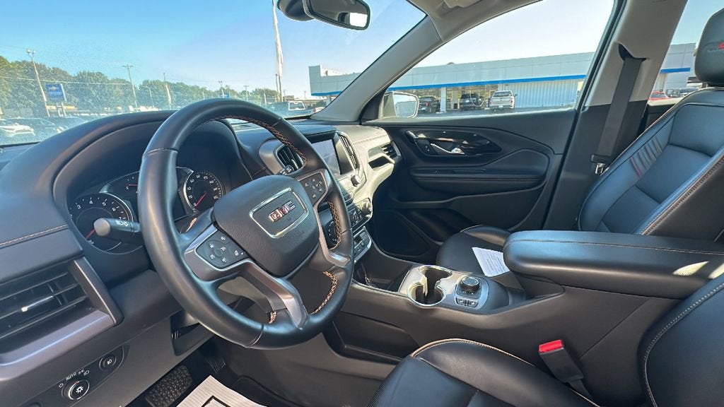 2024 GMC Terrain AT4