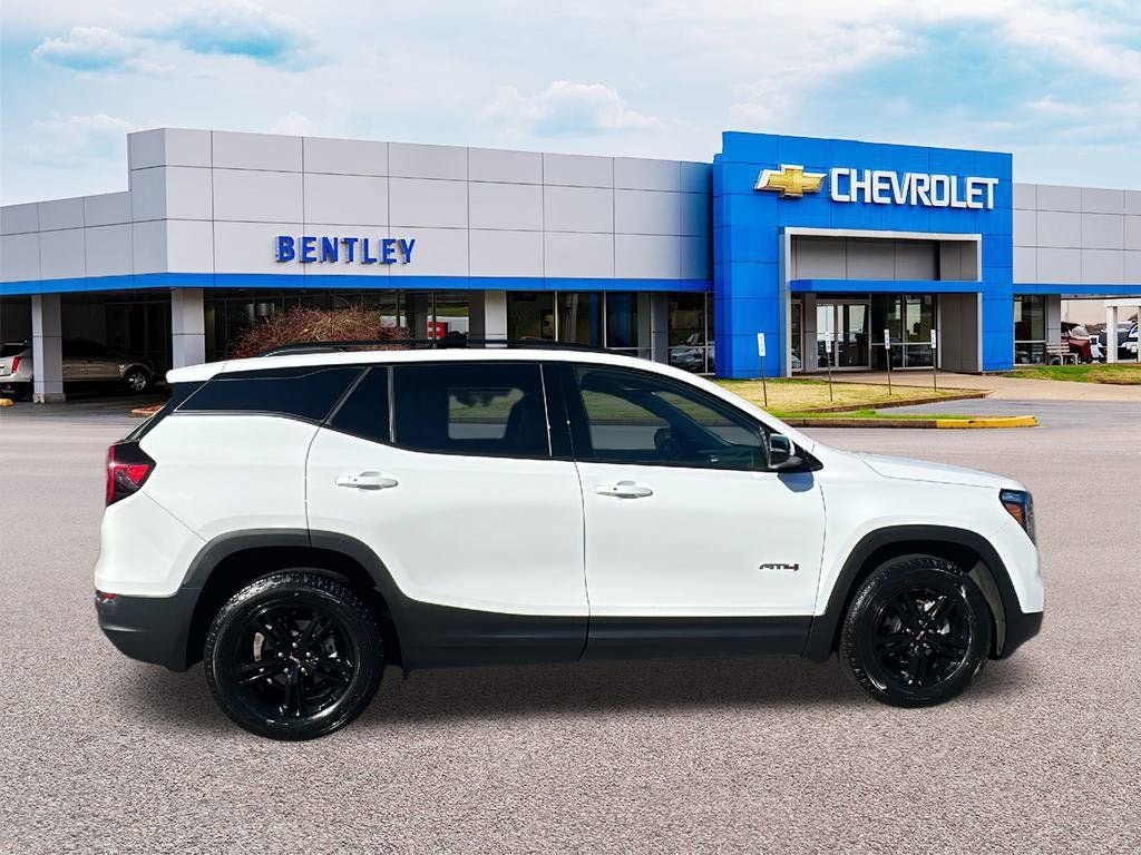 2024 GMC Terrain AT4