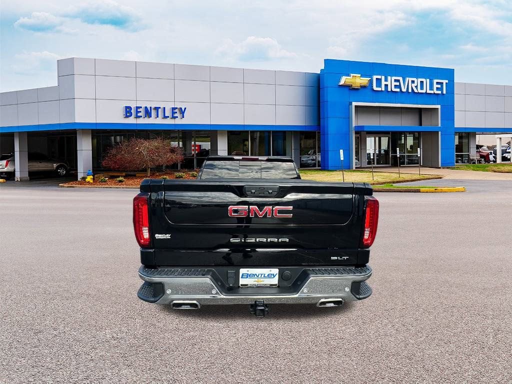 2023 GMC Sierra 1500 SLT