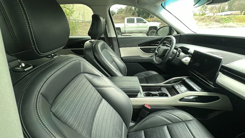 2024 Lincoln Nautilus Reserve