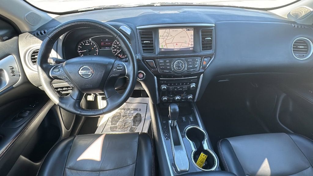 2019 Nissan Pathfinder SL