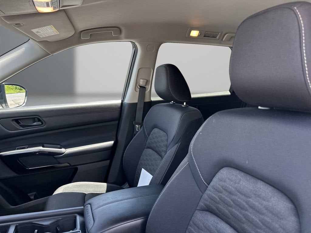 2023 Nissan Pathfinder S