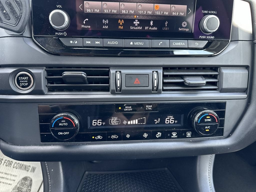 2023 Nissan Pathfinder S