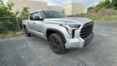 2024 Toyota Tundra 4WD SR5