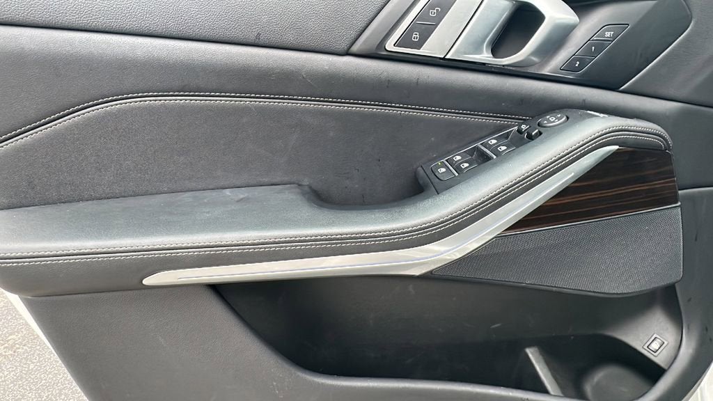 2023 BMW X5 xDrive45e