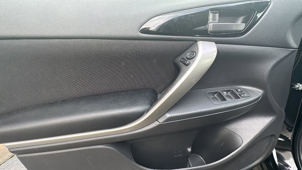 2025 Mitsubishi Eclipse Cross ES