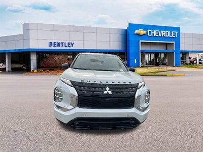 2022 Mitsubishi Outlander SE