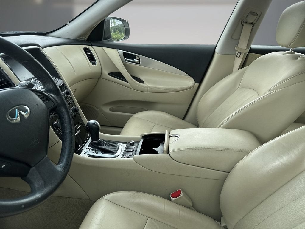 2016 INFINITI QX50 RWD 4dr