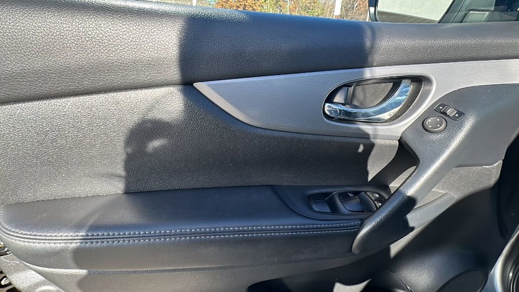 2020 Nissan Rogue Sport SL