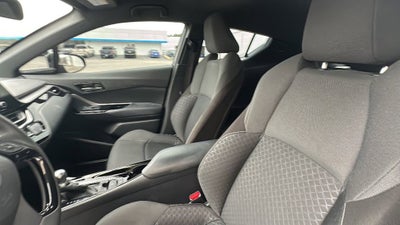 2022 Toyota C-HR XLE