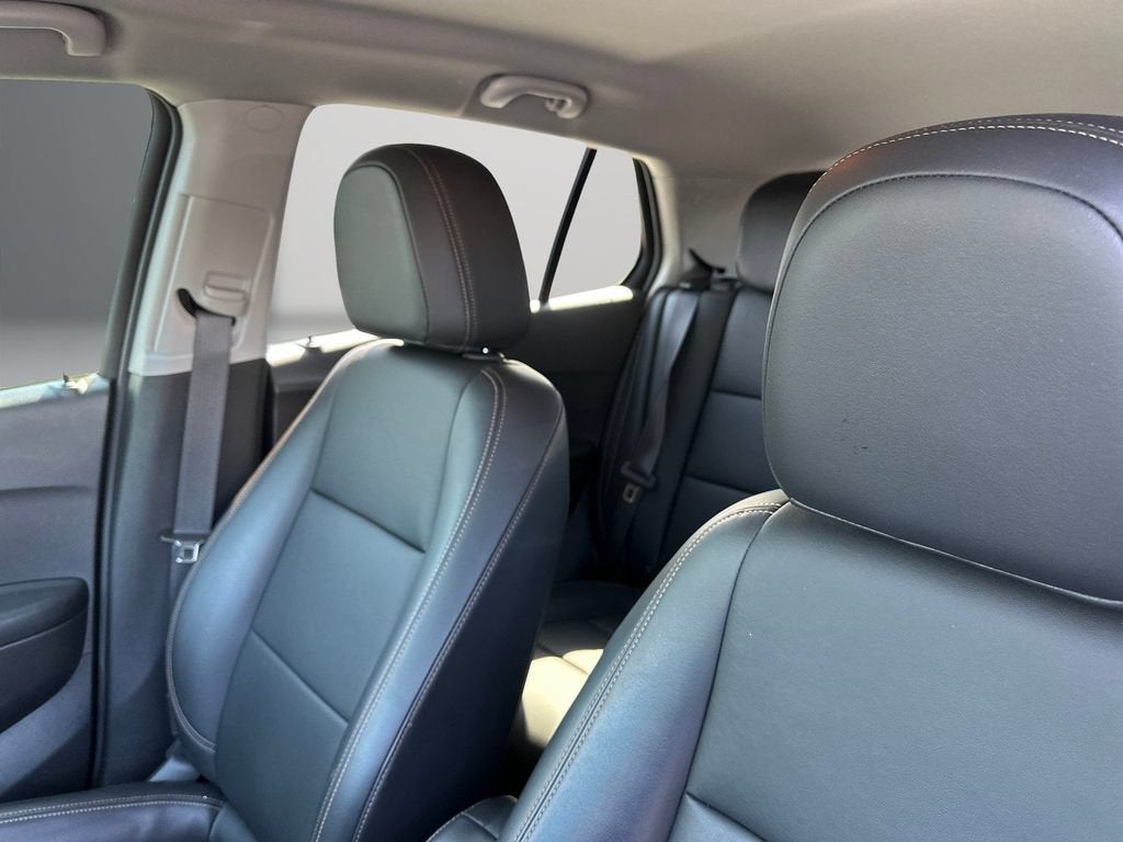 2022 Chevrolet Trax LT - Photo 14
