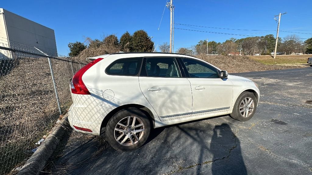 2017 Volvo XC60 T5 FWD