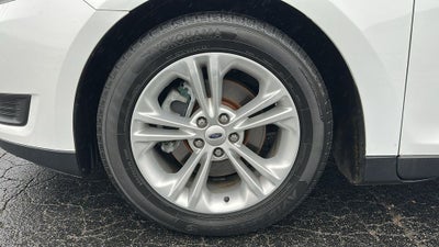 2015 Ford Taurus SE