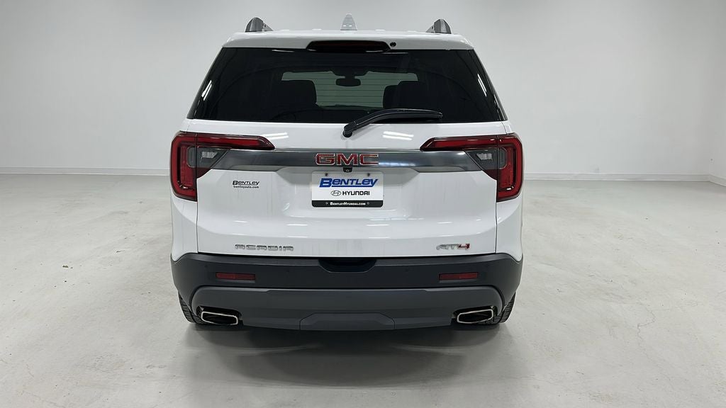 2020 GMC Acadia AT4
