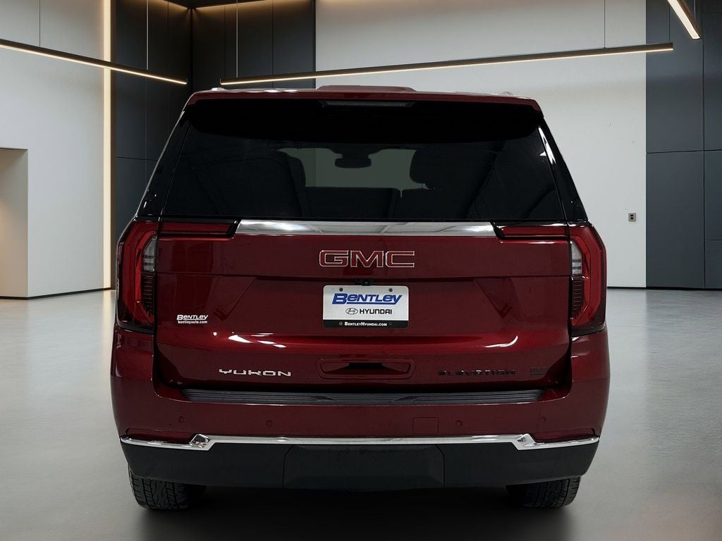 2025 GMC Yukon Elevation
