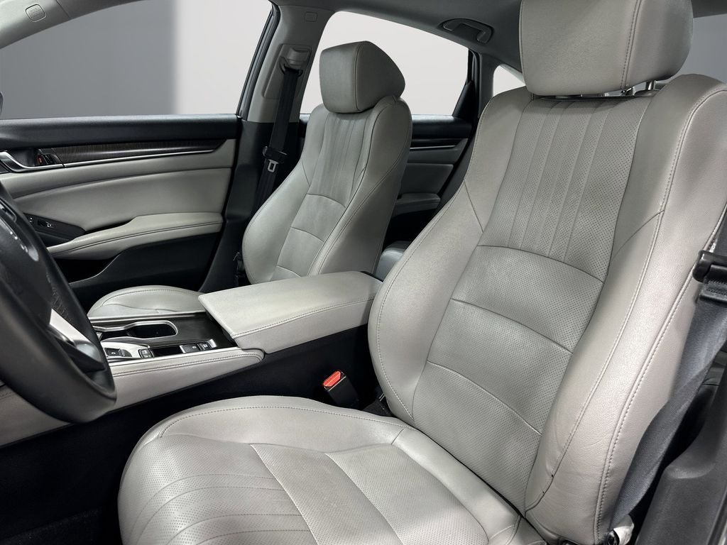 2019 Honda Accord Touring 2.0T