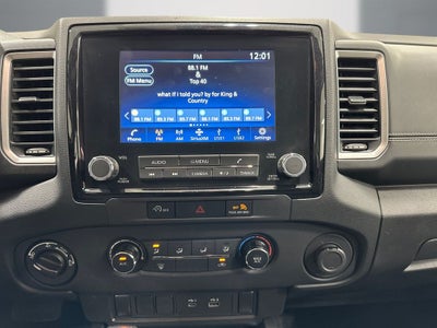 2023 Nissan Frontier SV
