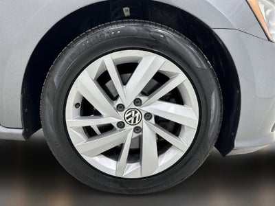 2018 Volkswagen Passat 2.0T SE