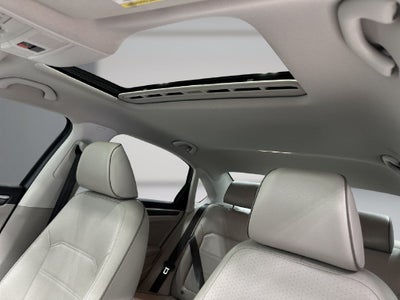 2018 Volkswagen Passat 2.0T SE