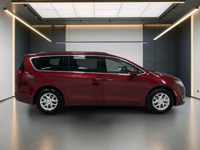 2020 Chrysler Pacifica Touring