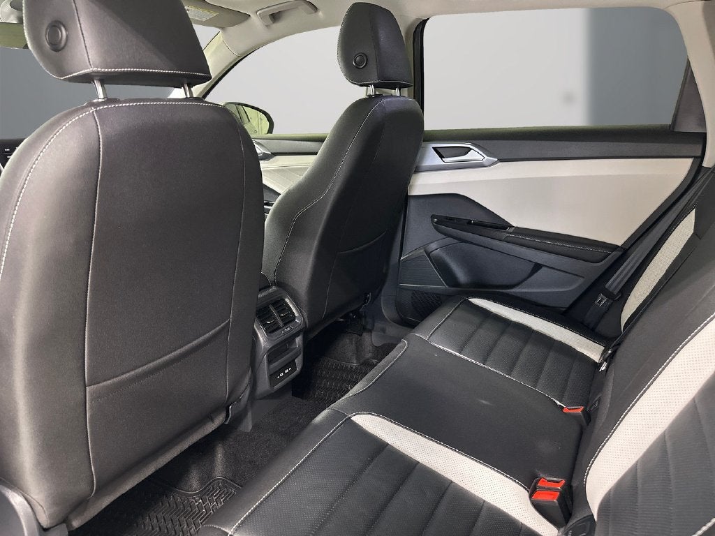 2026 Volkswagen Taos 1.5T SEL
