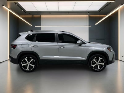 2026 Volkswagen Taos 1.5T SEL