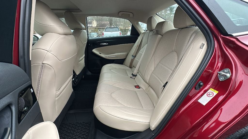 2019 Toyota Avalon Hybrid Limited