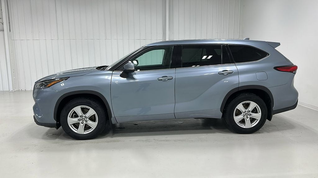 2021 Toyota Highlander LE