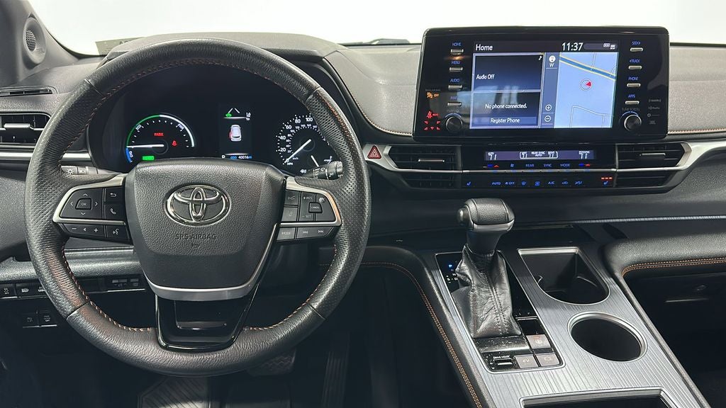 2021 Toyota Sienna XSE 7 Passenger