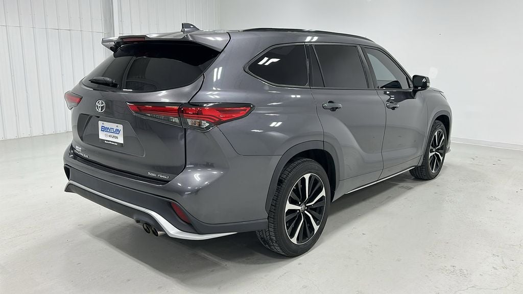2021 Toyota Highlander XSE