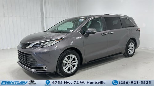 2023 Toyota Sienna Limited 7 Passenger