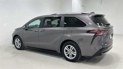 2023 Toyota Sienna Limited 7 Passenger